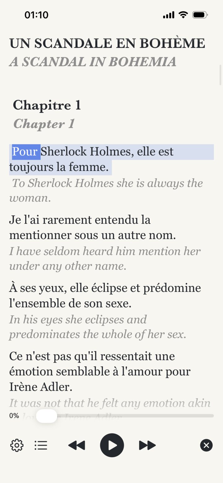Un scandale en Bohème open in Lingo Books, each French sentence printed with its English translation directly beneath it